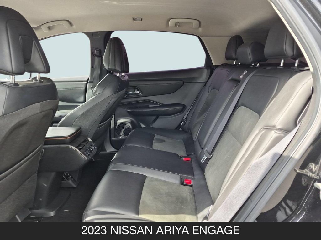 Used 2023 Nissan Ariya FWD image 16