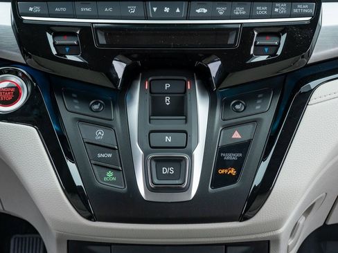 New 2026 Honda Odyssey Touring image 21