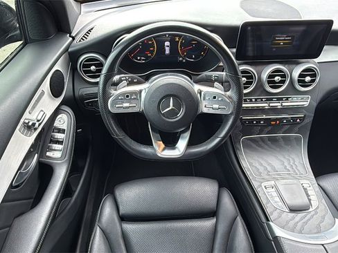 Used 2022 Mercedes-Benz GLC 300 w/ AMG Line image 18