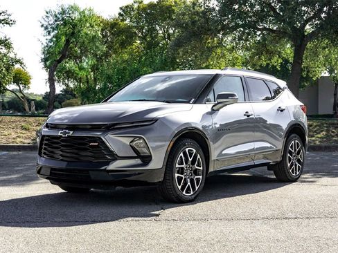 Used 2025 Chevrolet Blazer RS image 7