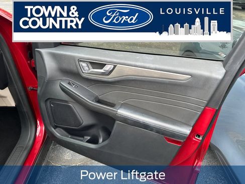 Used 2022 Ford Escape Titanium w/ Class II Trailer Tow Package AWD/4WD image 11