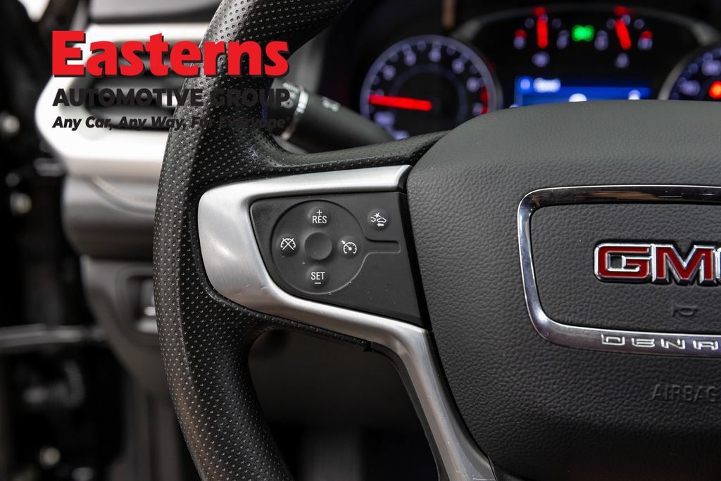 Used 2023 GMC Acadia SLE w/ Driver Convenience Package AWD/4WD image 17