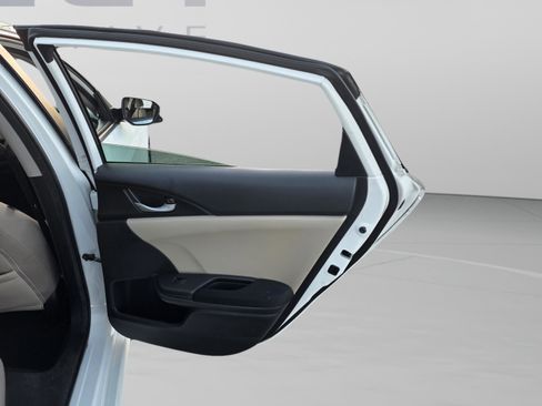 Used 2020 Honda Civic EX image 21