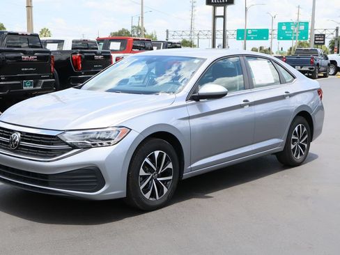 Used 2024 Volkswagen Jetta S FWD image 5