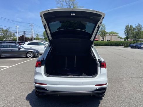 Used 2022 Audi Q3 2.0T Premium w/ Convenience Package AWD/4WD image 31