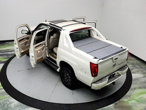 Used 2003 Cadillac Escalade EXT AWD/4WD image 36