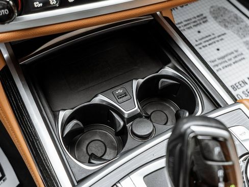 Used 2022 BMW 750i xDrive w/ Executive Package image 33