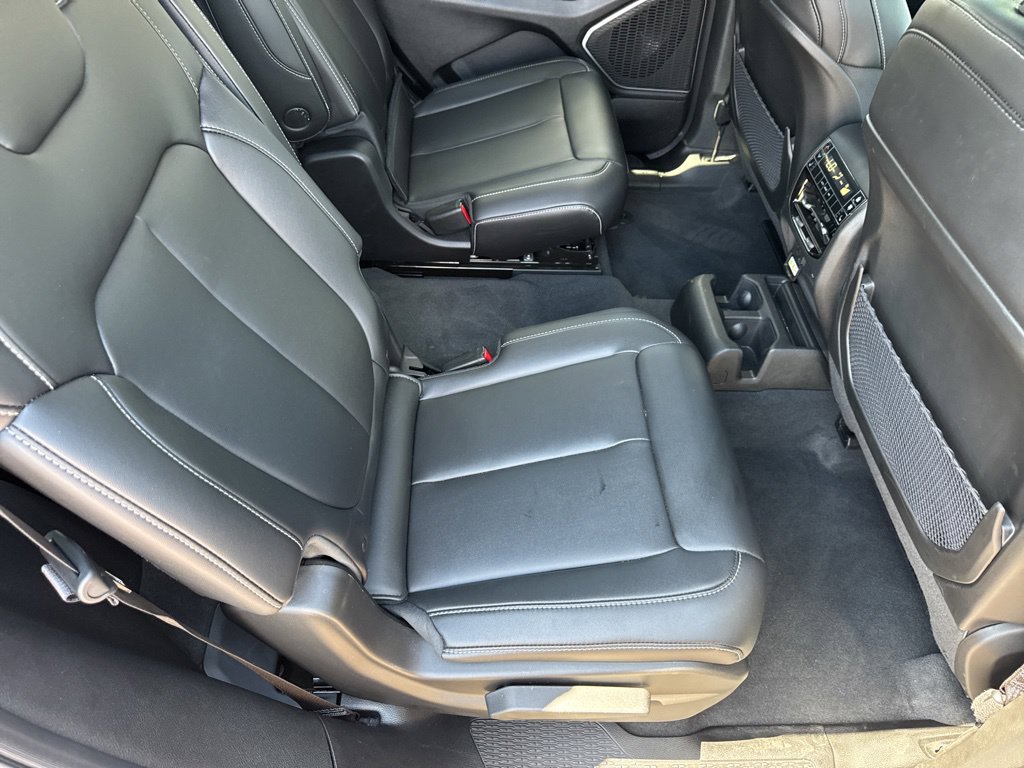 Used 2026 Jeep Grand Cherokee L Limited RWD image 26