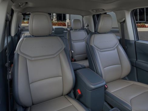 New 2026 Ford Maverick Lariat w/ 4K Tow Package image 13