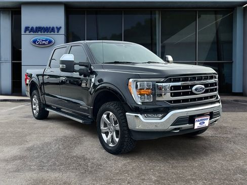 Used 2021 Ford F150 Lariat image 3