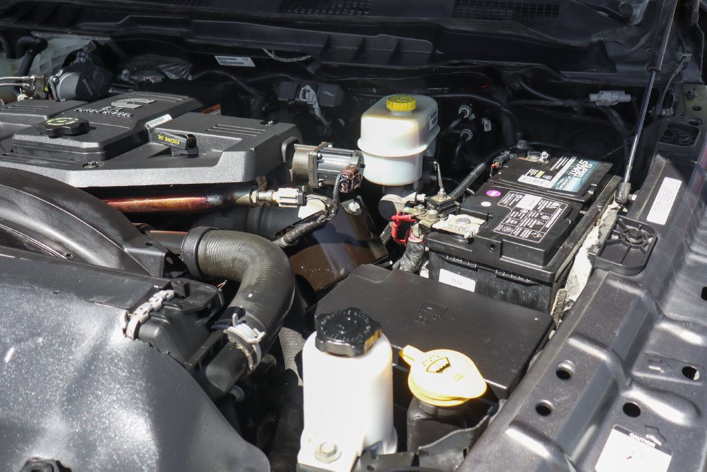 Used 2014 RAM 2500 Laramie AWD/4WD image 16