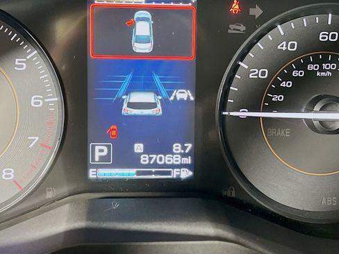 Used 2018 Subaru Crosstrek 2.0i Premium image 11