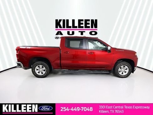 Used 2021 Chevrolet Silverado 1500 LT w/ Bed Protection Package image 9