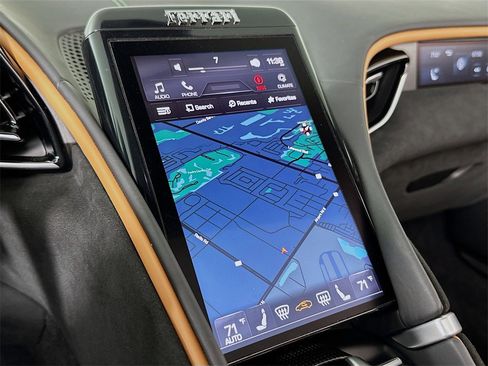 Used 2025 Ferrari Roma Spider image 13