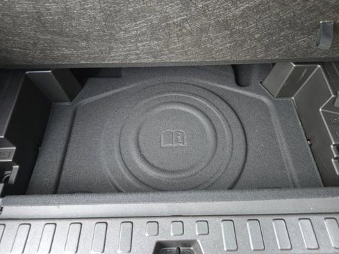 Used 2024 Chevrolet Equinox LT image 15