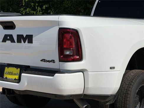 New 2026 RAM 3500 Lone Star AWD/4WD image 10