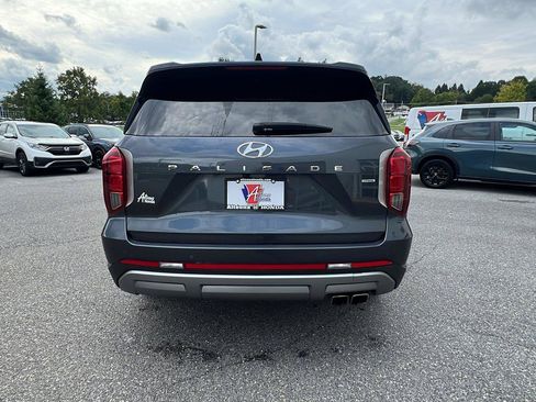 Used 2024 Hyundai Palisade SEL AWD/4WD image 5