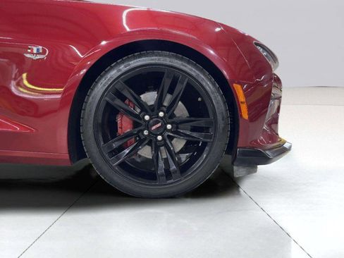 Used 2017 Chevrolet Camaro SS image 59