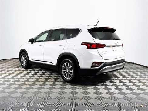 Used 2019 Hyundai Santa Fe SE image 6