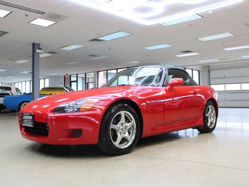 Used 2002 Honda S2000 image 3