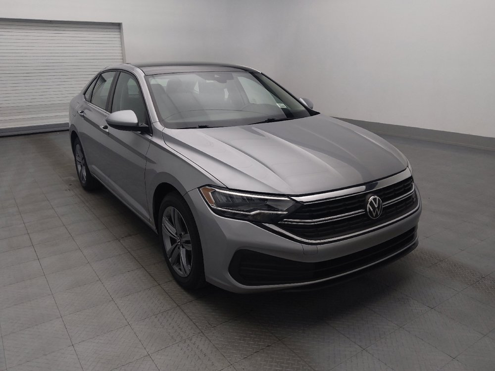 Used 2023 Volkswagen Jetta SE w/ Panoramic Sunroof Package FWD image 13