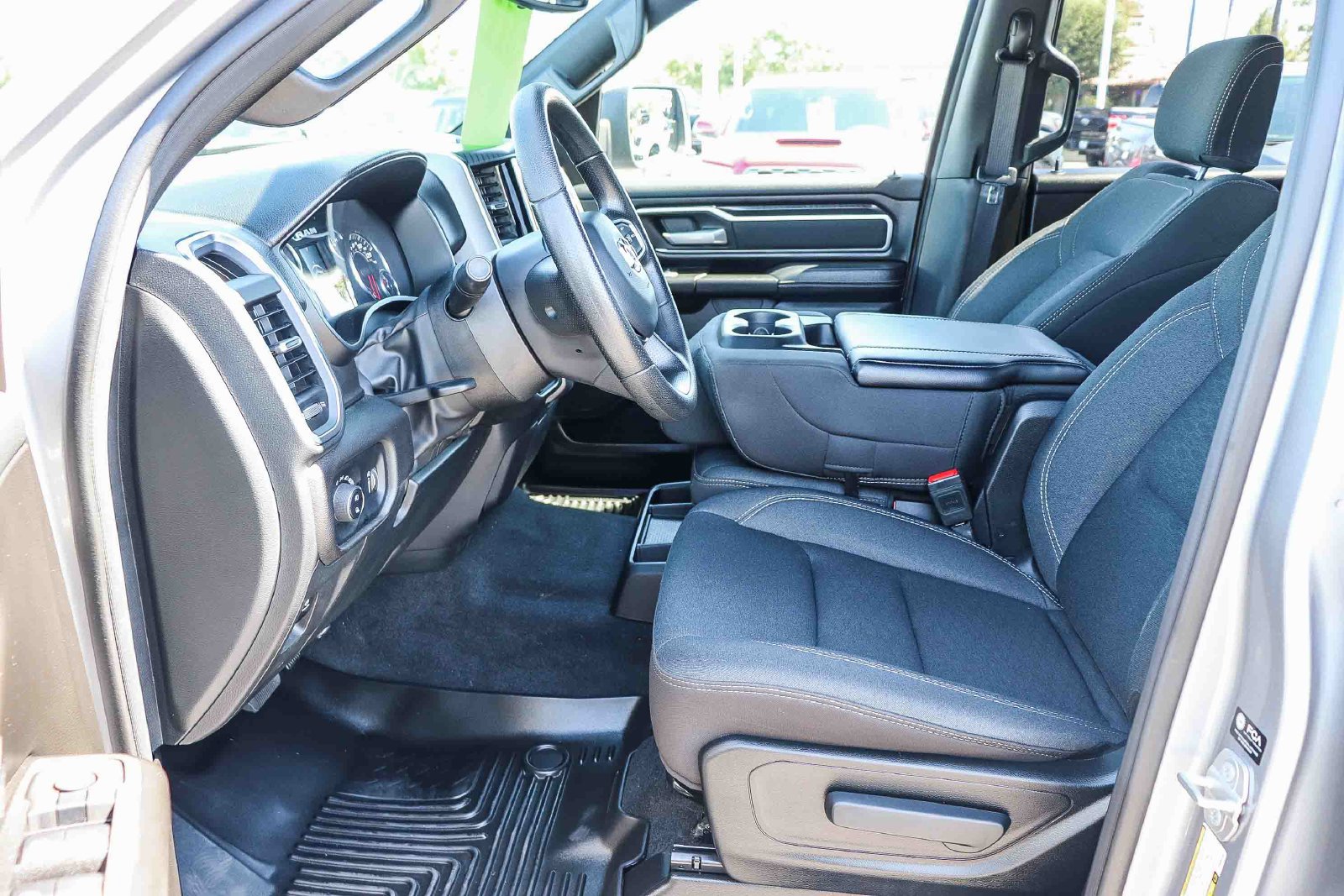 Used 2025 RAM 1500 Big Horn AWD/4WD image 19