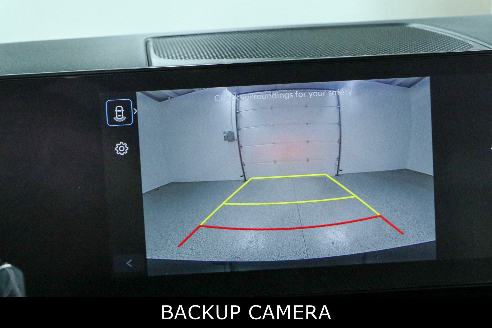 Used 2025 Hyundai Santa Fe SEL FWD image 13