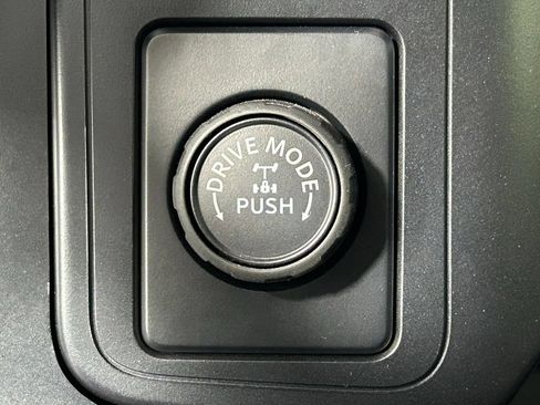 Used 2024 Ford F150 XL w/ Equipment Group 103A High RWD image 20
