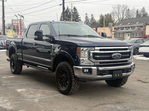 Used 2022 Ford F250 Lariat w/ Tremor Off-Road Package image 5