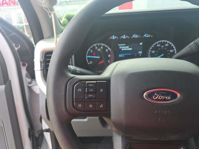 Used 2024 Ford F350 XLT w/ 360-Degree Camera Package AWD/4WD image 20