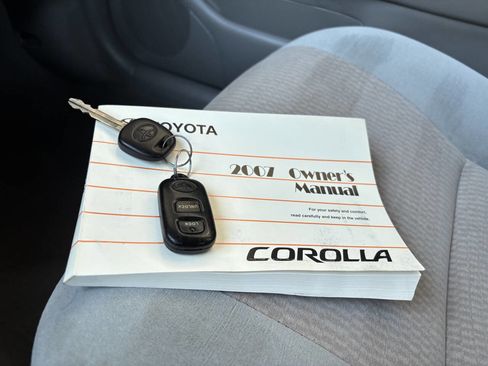 Used 2007 Toyota Corolla LE image 16