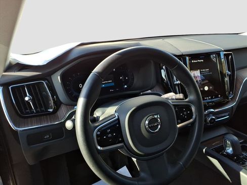 Used 2023 Volvo XC60 B5 Plus w/ Climate Package image 11