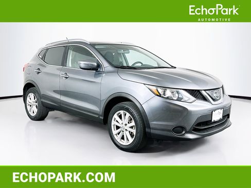 Used 2018 Nissan Rogue Sport SV image 1
