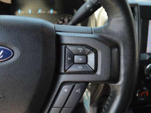 Used 2020 Ford F150 XLT w/ Equipment Group 302A Luxury AWD/4WD image 15