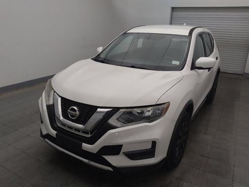 Used 2017 Nissan Rogue S AWD/4WD image 15