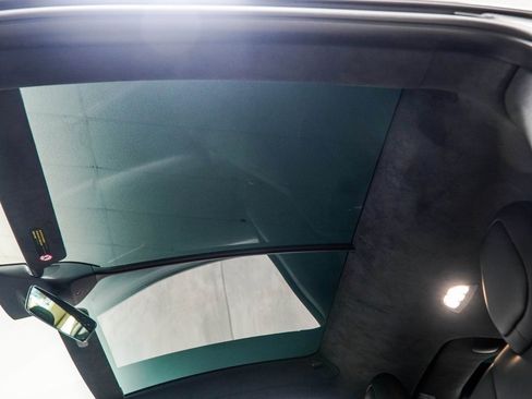 Used 2022 Tesla Model X image 41