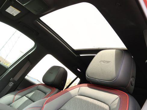 New 2026 Chevrolet Equinox RS w/ Convenience Package III FWD image 22