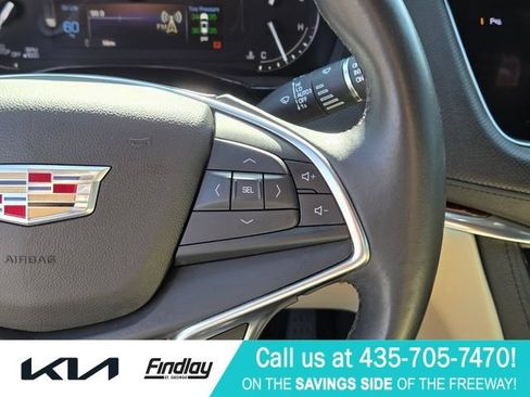Used 2017 Cadillac XT5 Luxury w/ Driver Awareness Package FWD image 20