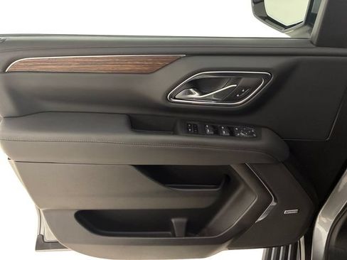 Certified 2024 Chevrolet Tahoe High Country w/ Advanced Technology Package AWD/4WD image 13