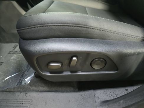 New 2026 Chevrolet Equinox LT w/ Convenience Package II image 30