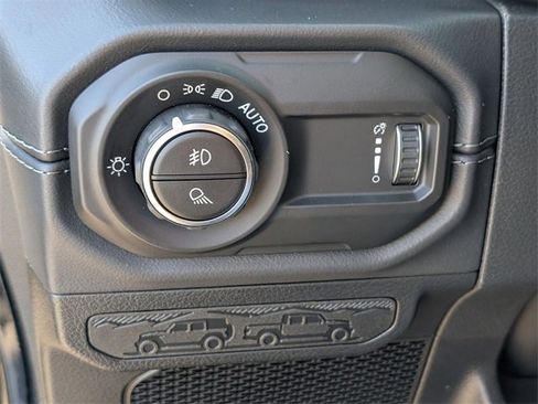 New 2026 Jeep Gladiator Sport image 13