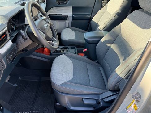 Used 2022 Ford Maverick XLT image 12