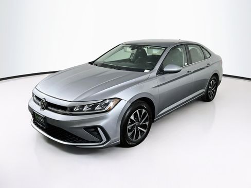 Used 2025 Volkswagen Jetta S FWD image 3