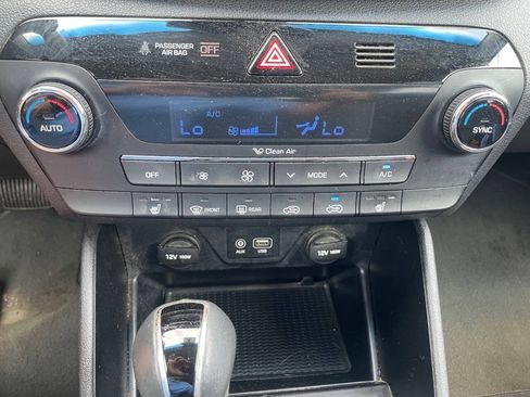Used 2017 Hyundai Tucson Limited AWD/4WD image 40