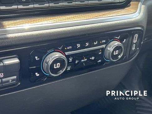 Used 2025 Chevrolet Silverado 2500 LT AWD/4WD image 24