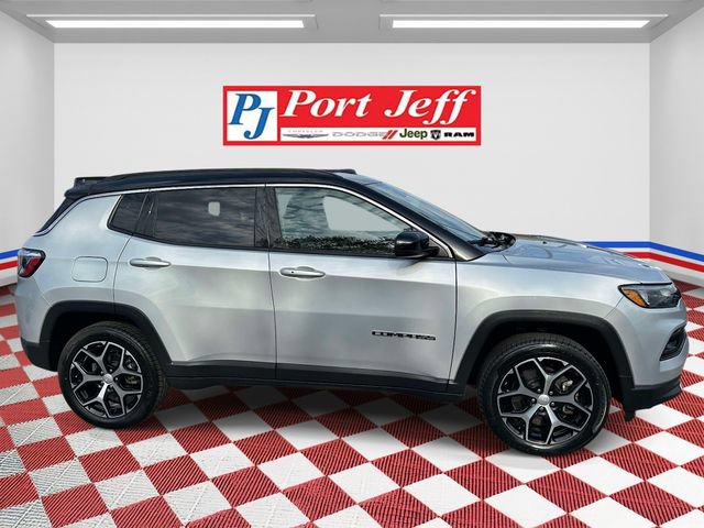 Certified 2024 Jeep Compass Limited AWD/4WD image 3
