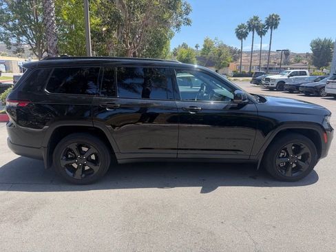 Used 2023 Jeep Grand Cherokee L Altitude AWD/4WD image 16