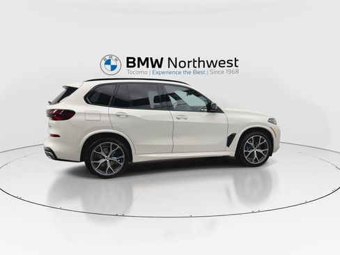 New 2026 BMW X5 M60i image 4