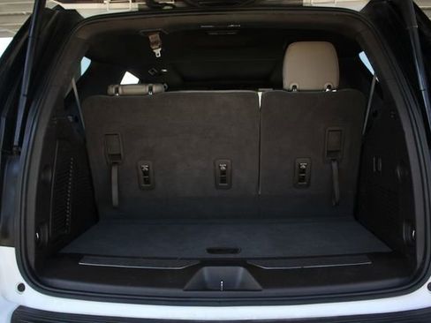 Used 2022 Chevrolet Tahoe Z71 image 31