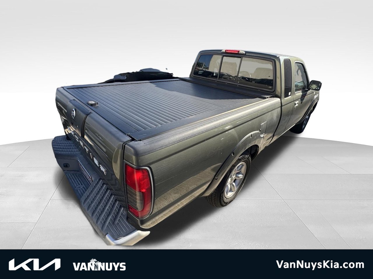 Used 2003 Nissan Frontier XE w/ Value Truck Pkg RWD image 1